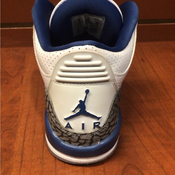 Nike Blue and Gray Sneakers - Picture 7 of 16